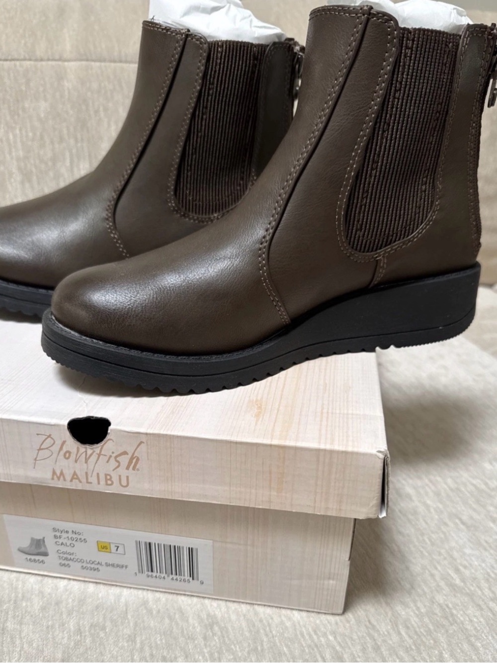 Blowfish Malibu Chelsea Wedge Ankle Boot New Size 7 Brown